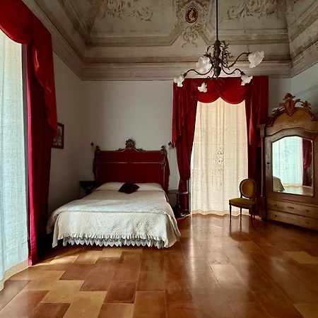 Le Foglie Di Acanto Lucera Eksteriør billede